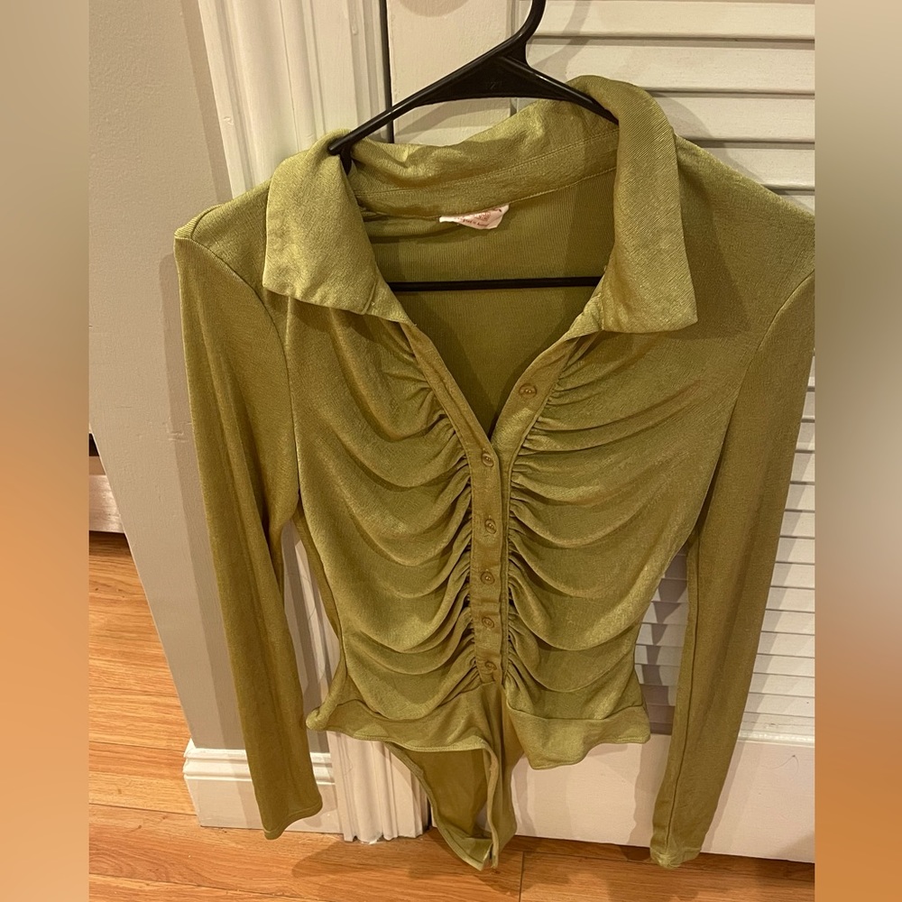 Ruched front collar bodysuit in green by Showpo